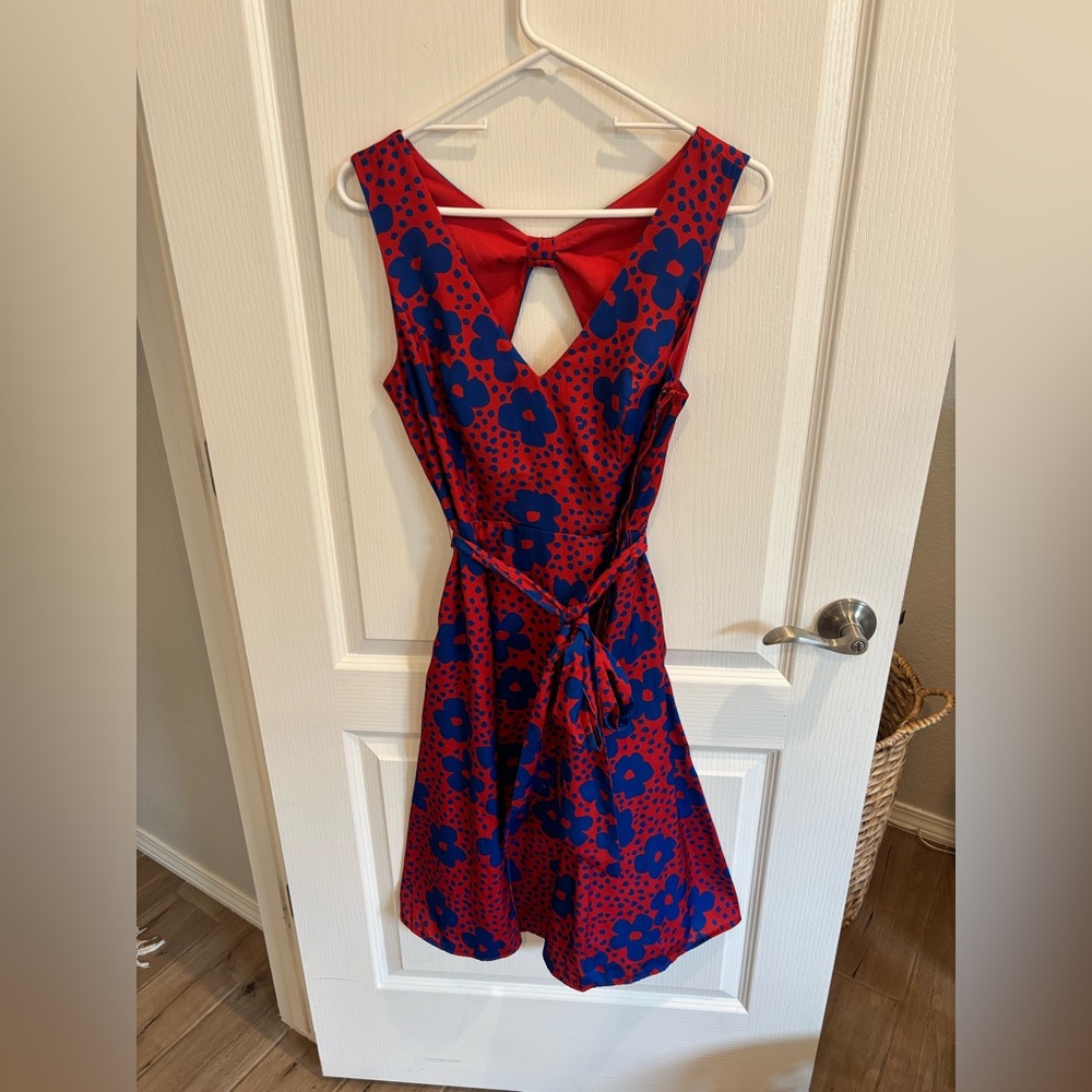 ModCloth Red and Blue Floral Sleeveless Dress Size M